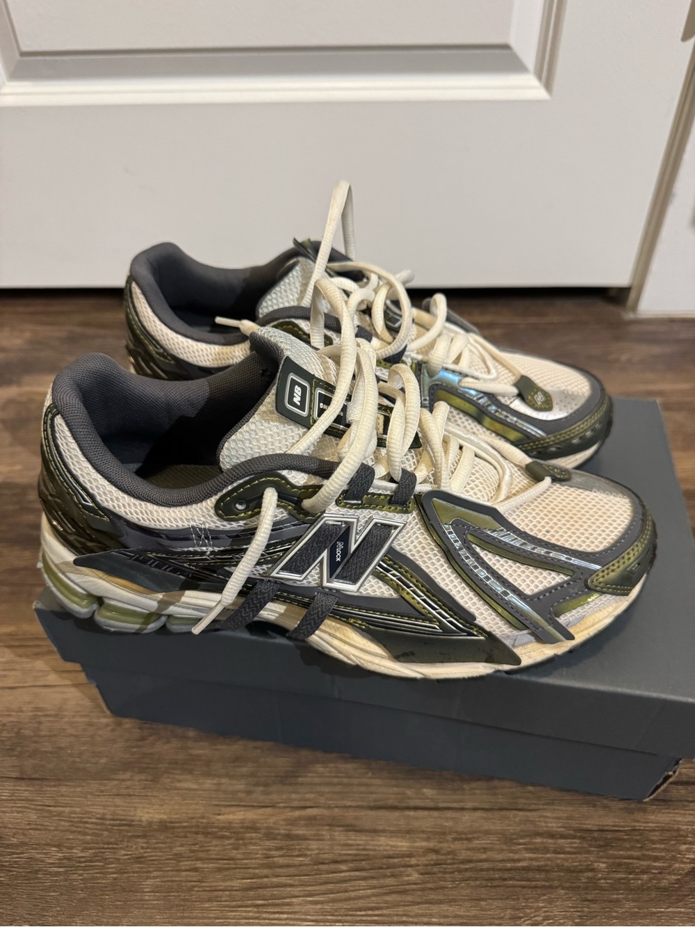 New Balance 1906A Olive Green Sea Salt 10.5